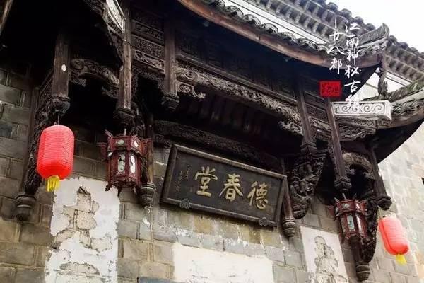 涉案680余万元!一起特大网络销售假冒伪劣卷烟案告破